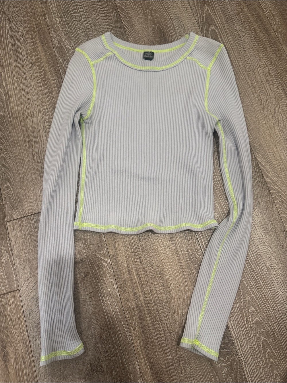 wild fable Light Gray Ribbed Long Sleeve Tee with Neon Yellow Stitching